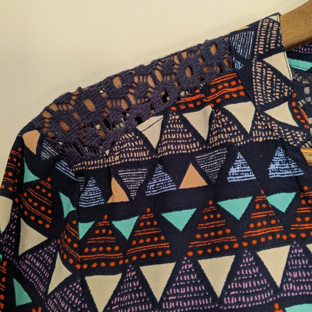 Red Camel Long Sleeve Geometric Pattern Dress - image 4